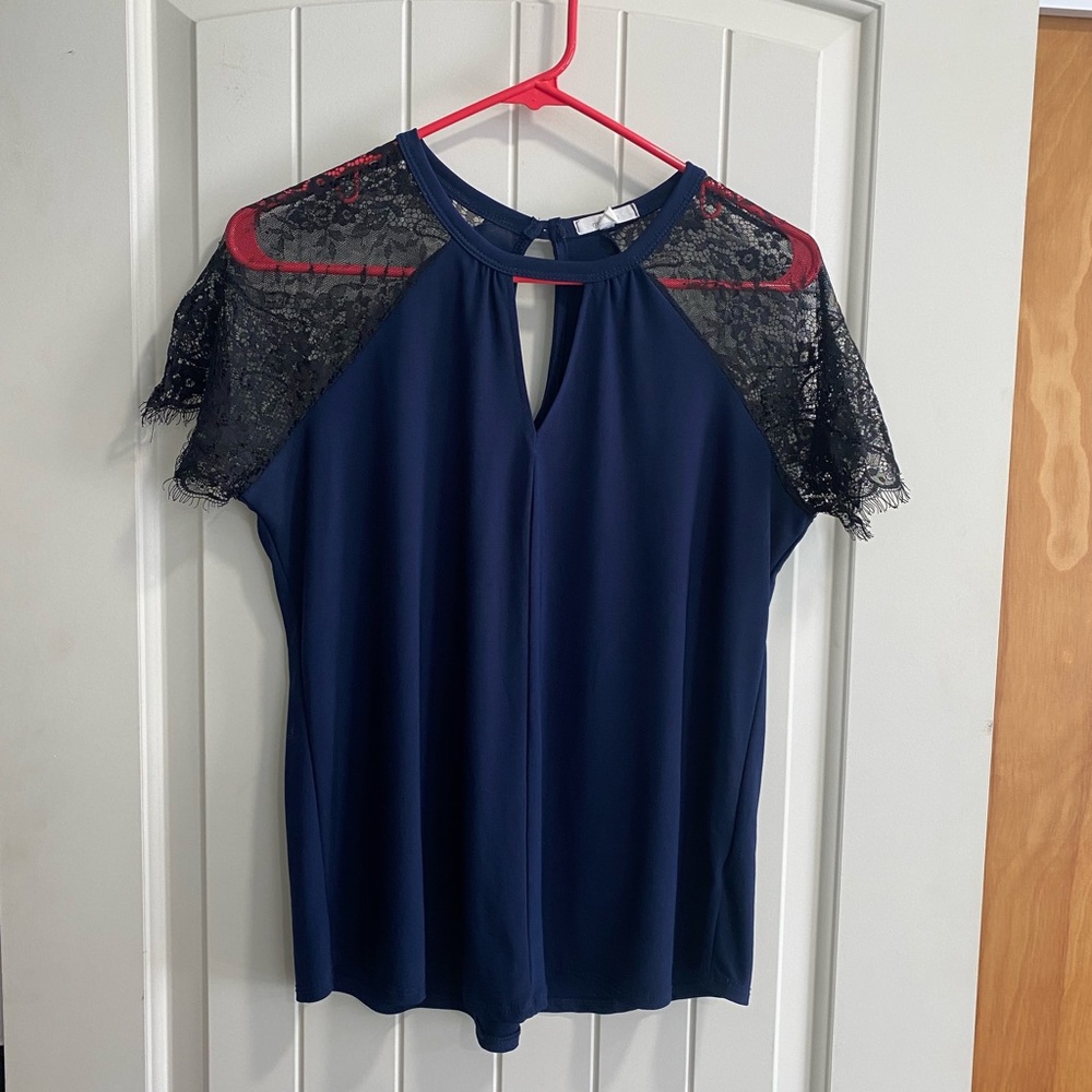 Maurices Lace Sleeve Top Size Large